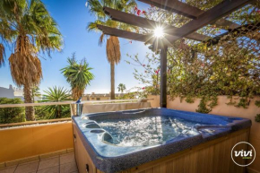 Olsson - Pool, Jacuzzi, Terrace & Beach